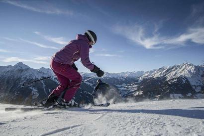 Skifahren-im-Großglockner-Resort-Kals-Matrei_TVB-Osttirol_Berg-im-Bild-OG.jpg